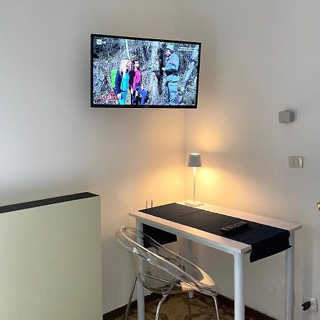 Room 255 La Casa Delle Spie โกริเซีย ภายนอก รูปภาพ